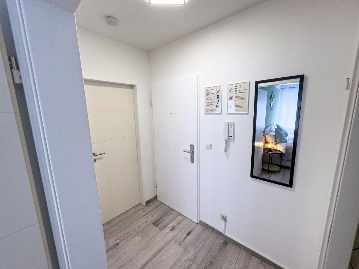 Immostay #6 - Ferienhaus 4 Zimmer Fuer 8 Personen, Wifi & Zentrum BRE Екстериор снимка