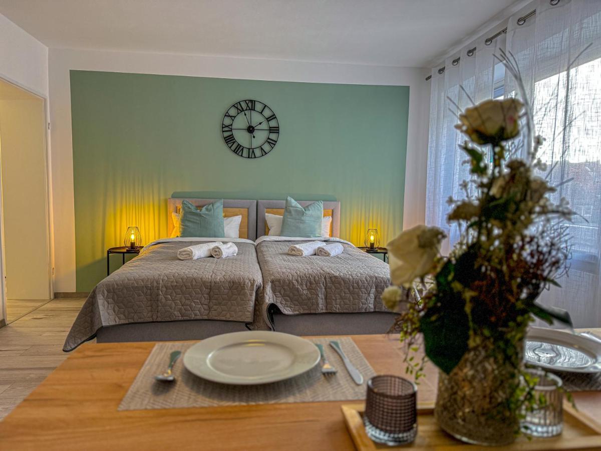 Immostay #6 - Ferienhaus 4 Zimmer Fuer 8 Personen, Wifi & Zentrum BRE Екстериор снимка