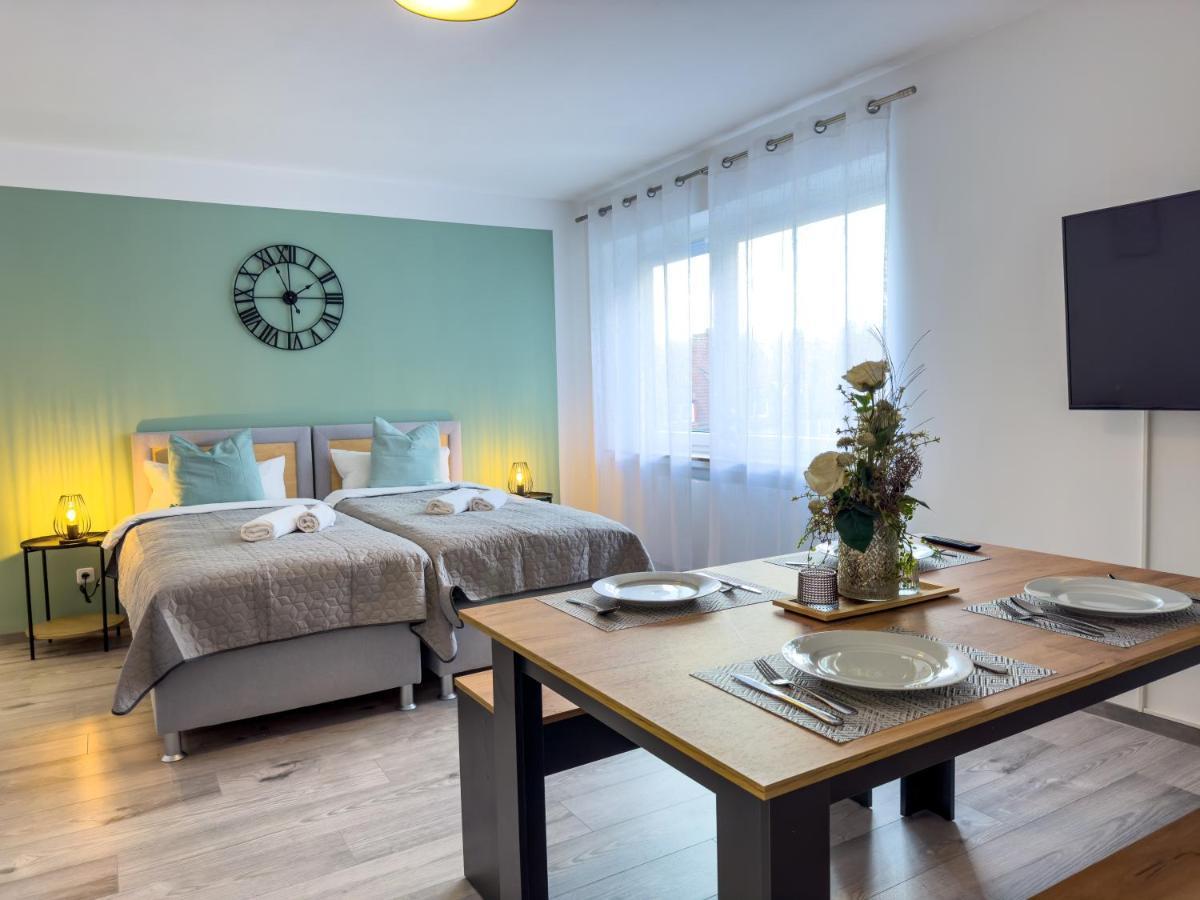 Immostay #6 - Ferienhaus 4 Zimmer Fuer 8 Personen, Wifi & Zentrum BRE Екстериор снимка