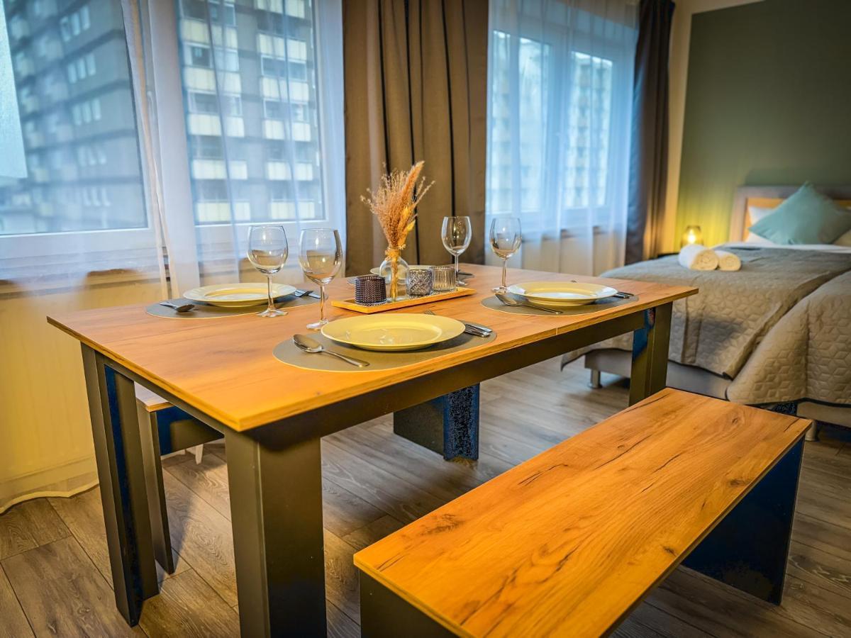 Immostay #6 - Ferienhaus 4 Zimmer Fuer 8 Personen, Wifi & Zentrum BRE Екстериор снимка