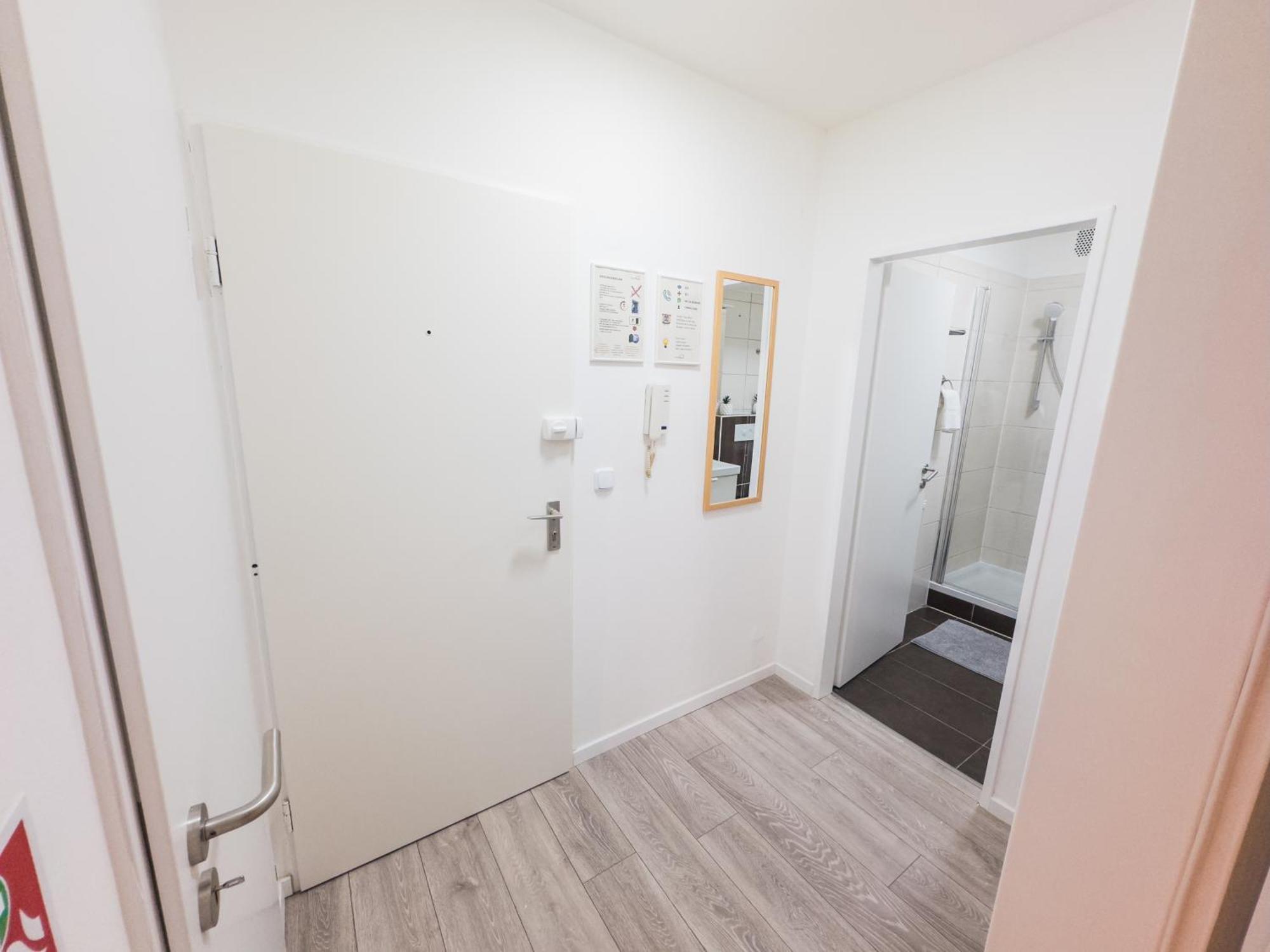Immostay #6 - Ferienhaus 4 Zimmer Fuer 8 Personen, Wifi & Zentrum BRE Екстериор снимка