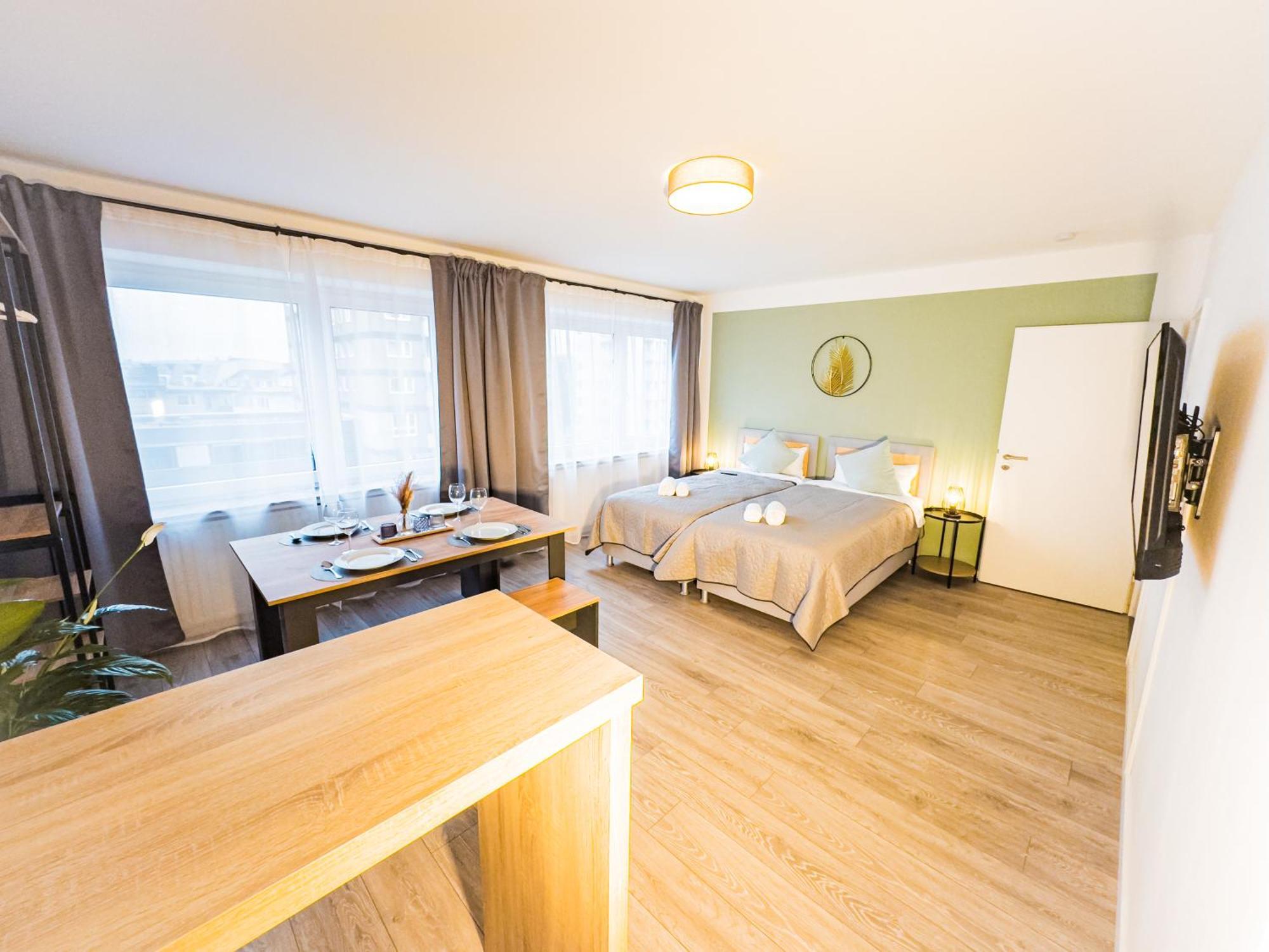 Immostay #6 - Ferienhaus 4 Zimmer Fuer 8 Personen, Wifi & Zentrum BRE Екстериор снимка